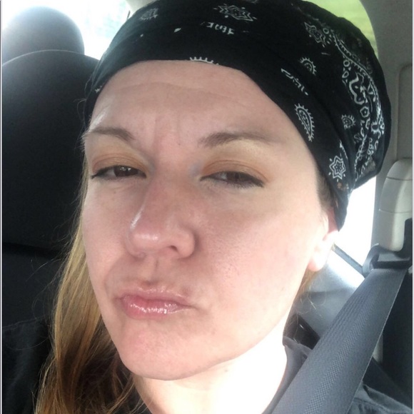 Meet your Posher, Brandy - Picture 2 of 2